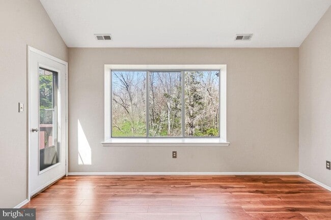 Building Photo - 4215C Aberdeen Dr