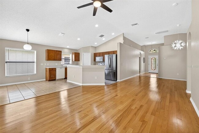 Building Photo - 13411 Staghorn Rd