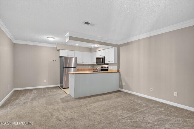 Building Photo - 100 Fairway Park Blvd