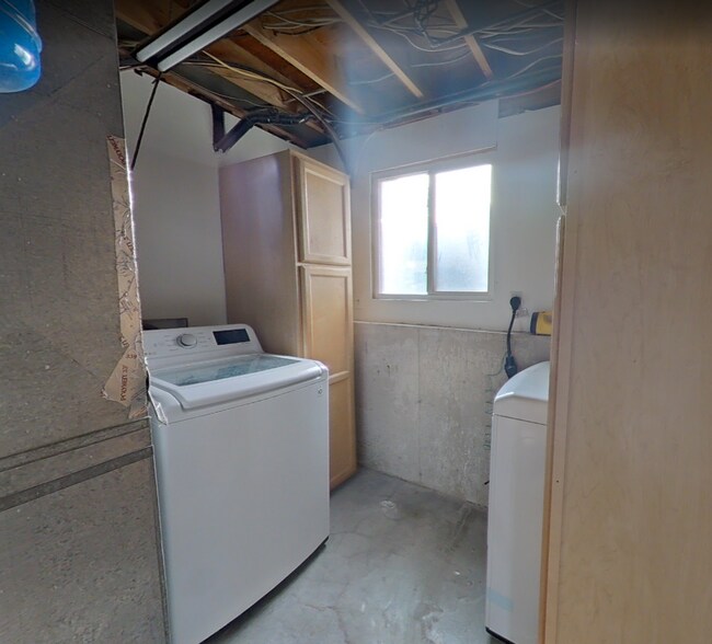 Building Photo - 4740 S 3040 W