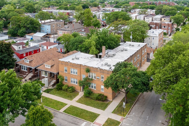 Building Photo - 1454 N Long Ave