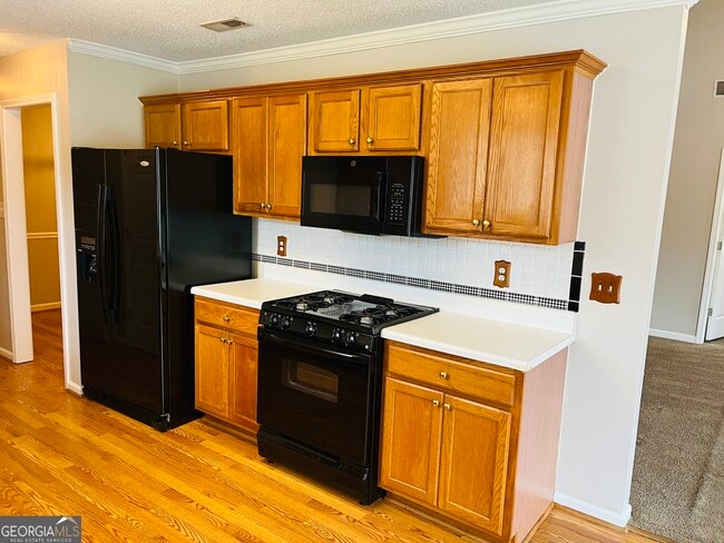 Building Photo - 155 Woodstream Wy