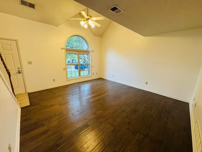 Building Photo - 2453 Prescott Ln