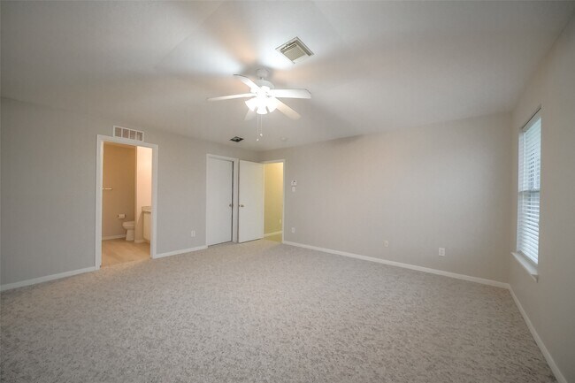 Building Photo - 3106 Centennial Village Dr