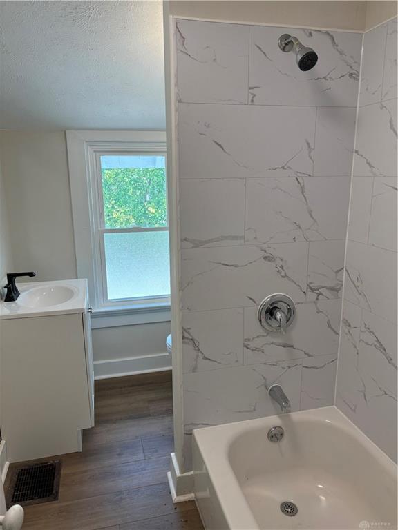 Building Photo - 3460 Ridge Ave