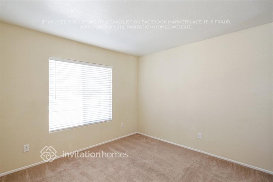 Building Photo - 6202 W Avenue J5