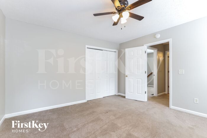 Building Photo - 9215 Fleetwood Trail