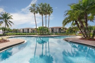 Building Photo - 15105 Michelangelo Blvd