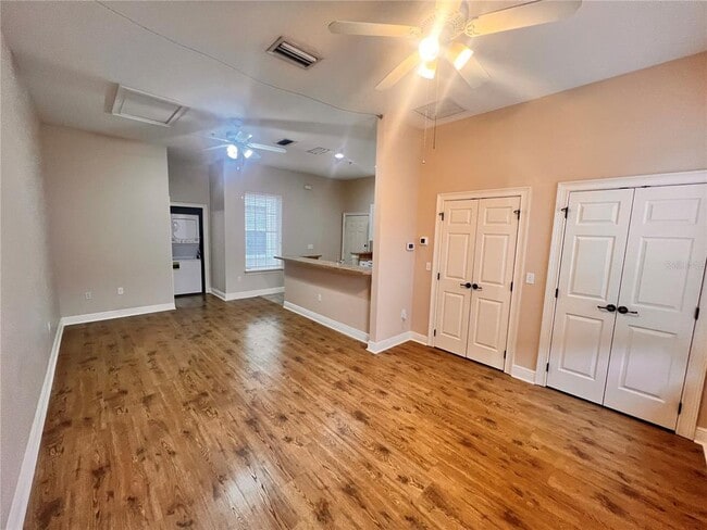 Building Photo - 1519 Lake Baldwin Ln