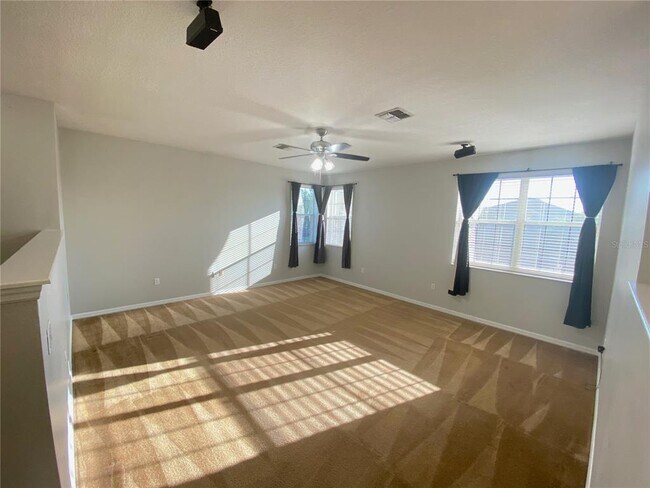 Building Photo - 944 Lost Grove Cir