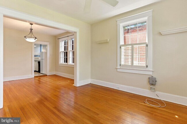Building Photo - 2325 37th St NW