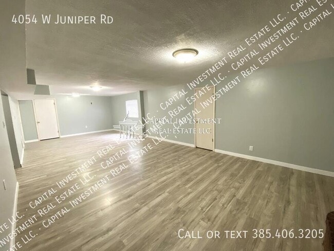 Building Photo - 4054 W Juniper Rd