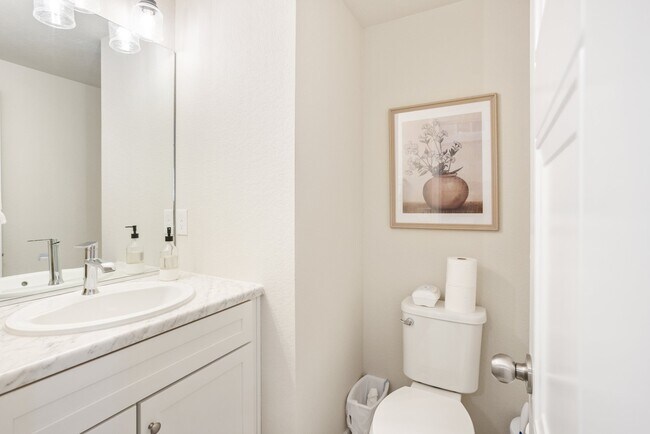 Building Photo - 740 Sage Forest Ln