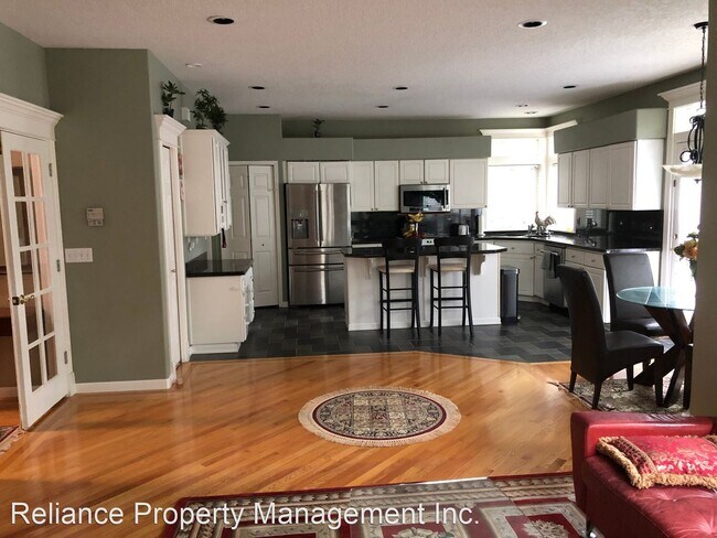 Building Photo - 16800 NW Paddington Dr