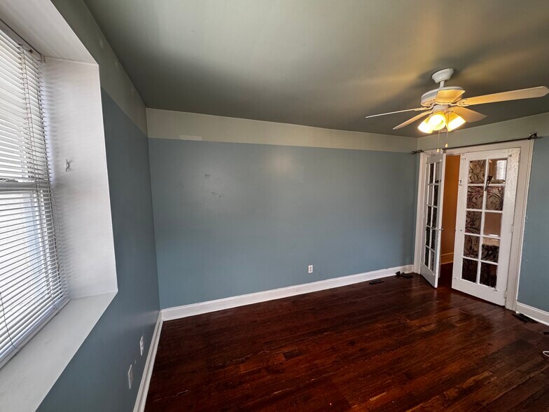 2nd Fl back bedroom - 1518 S 13th St