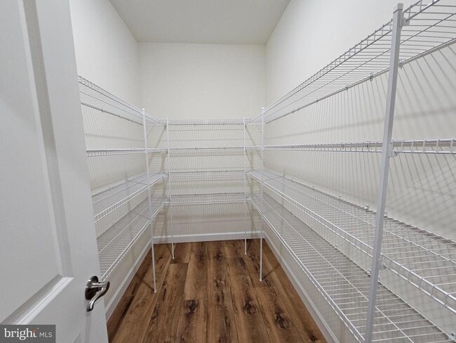 Building Photo - 6 Valhalla Ct