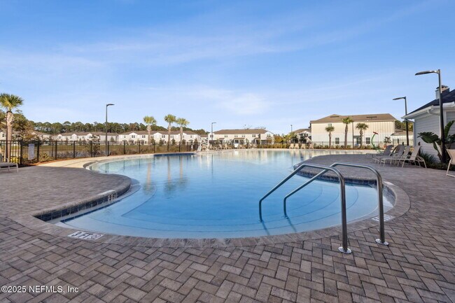 Building Photo - 64 Playa De Luna Ln