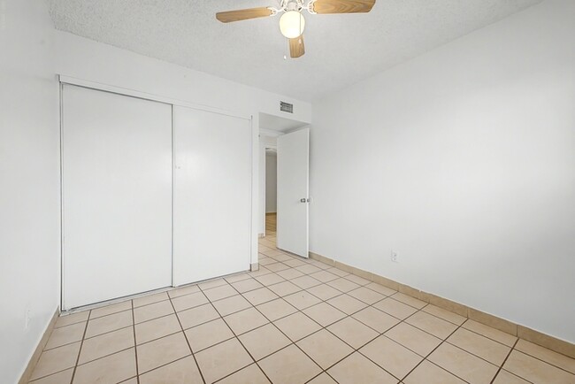 Building Photo - 3 bedroom home!