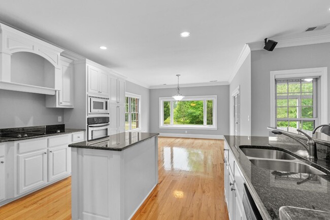 Building Photo - 519 Wild Hickory Ln