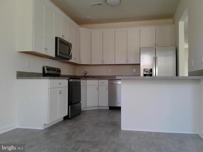 Building Photo - 131 Cooper Folly Rd