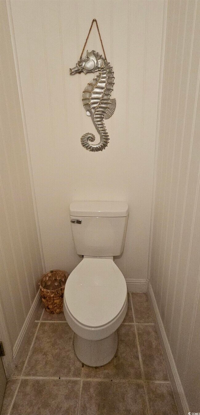 Building Photo - 1711 Fawn Vista Dr N