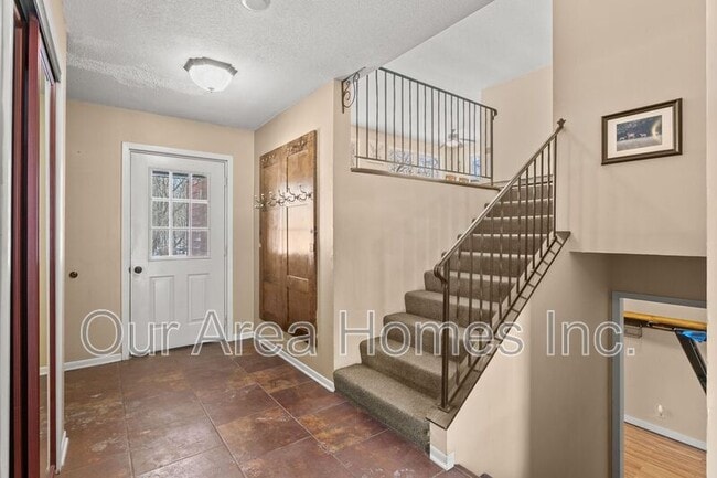 Building Photo - 4850 McAllister Ave NE