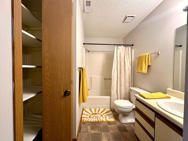 Interior Photo - Park41 Apartments