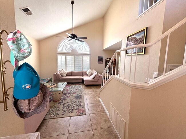 Building Photo - 76923 Turendot St