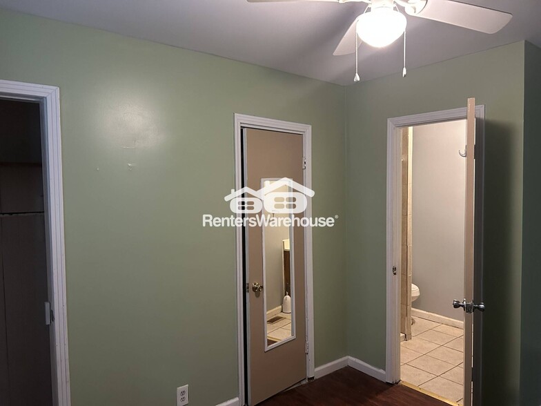 Building Photo - 629 Seminole Cir