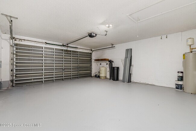 Building Photo - 2208 Ravel Rd SE