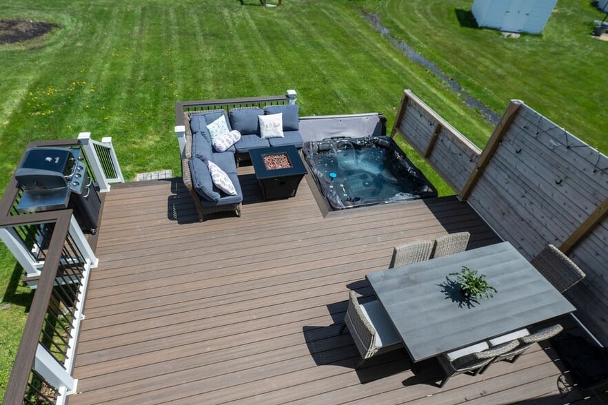 Building Photo - 12 Serenity Dr
