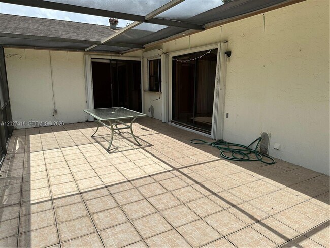 Building Photo - 10711 SW 116th Ave