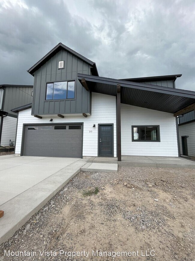 Building Photo - 3 br, 2.5 bath House - 20 Jockey Ct