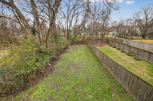 Building Photo - 4103 Main St