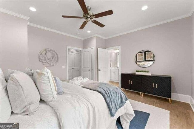 Building Photo - 502 Washington St NW