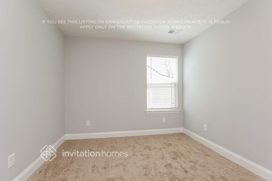 Building Photo - 263 Green Hills Dr