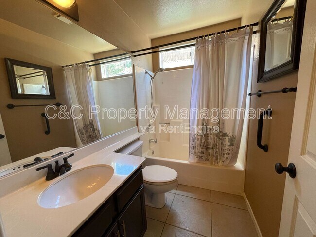 Building Photo - 30364 Falcon Point Ct