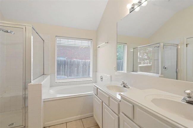 Building Photo - 11214 Amaranth Ln