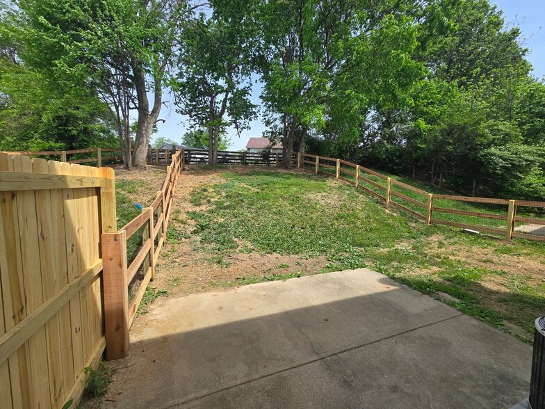 Building Photo - 94 Old Stephenson Mill Rd