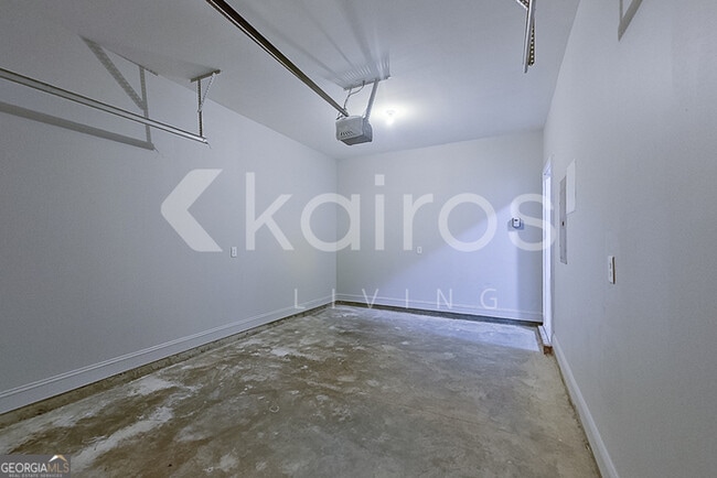 Building Photo - 407 Ferguson Ln