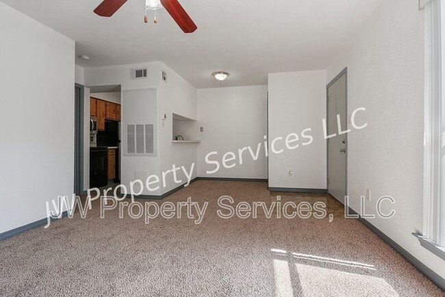 Building Photo - 4101 Hessmer Ave