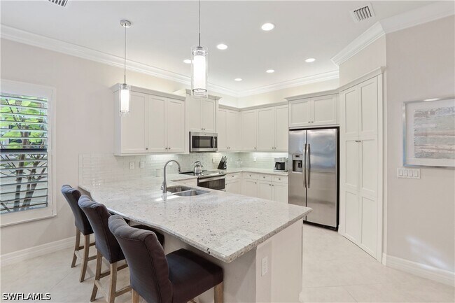 Building Photo - 13435 Silktail Dr