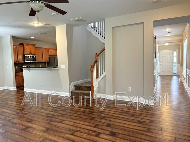 Building Photo - 6020 Falls Landing Dr