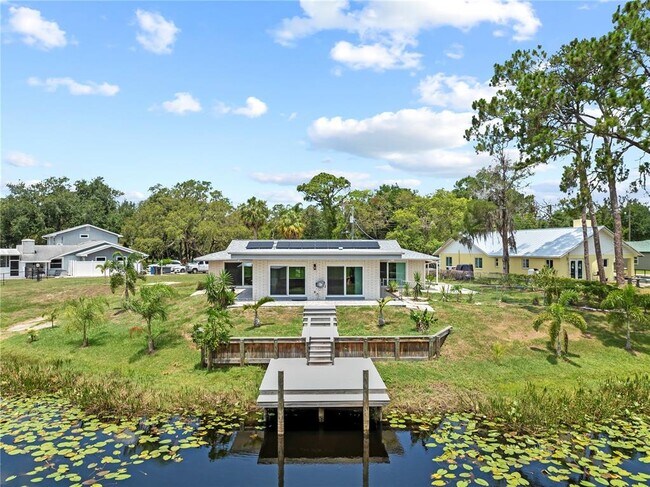 Building Photo - 17511 Canal Shores Dr