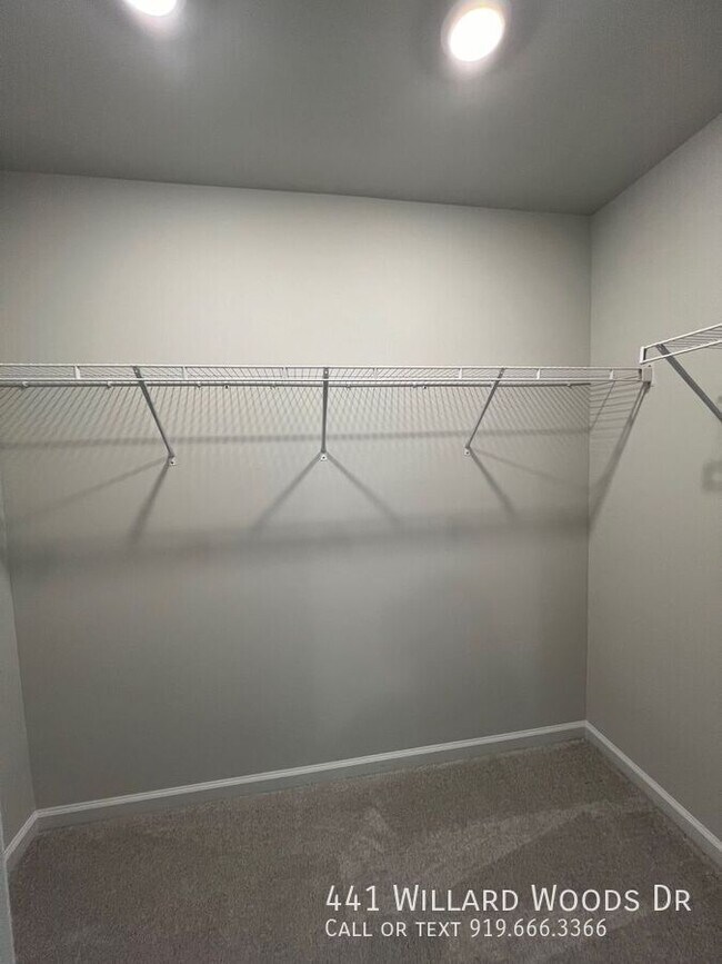 Building Photo - 441 Willard Wds Dr