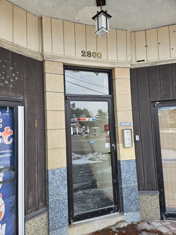 Building Photo - 2800 Mayfield Rd