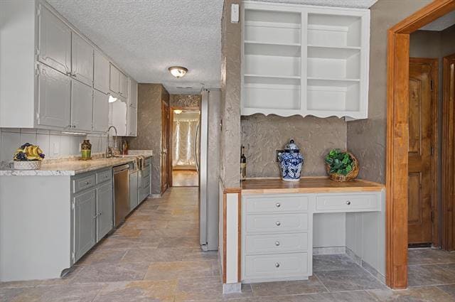 Building Photo - 604 Baker Dr