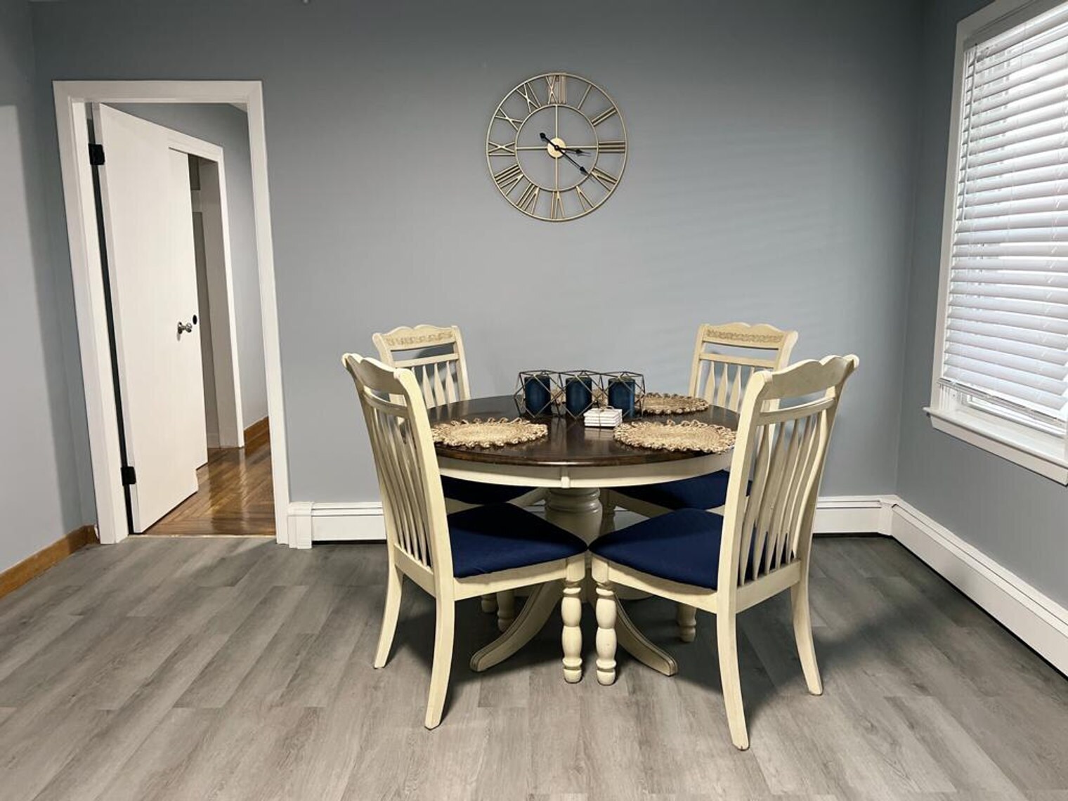 Building Photo - 508 Elm St