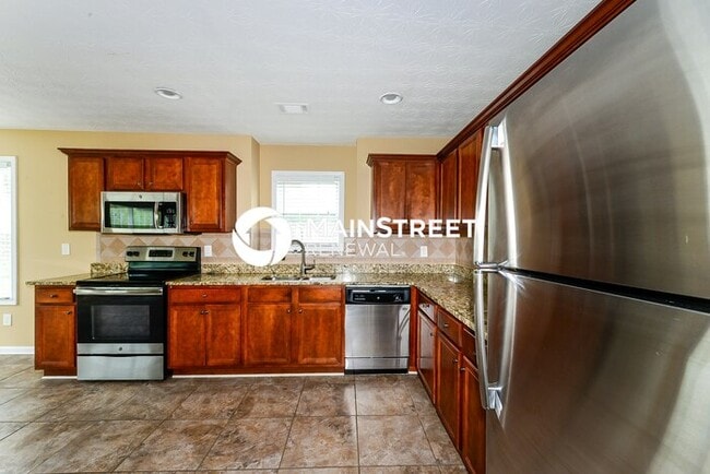Building Photo - 3 Bedroom Pet-Friendly Home in Covington, GA with Main Street Renewal