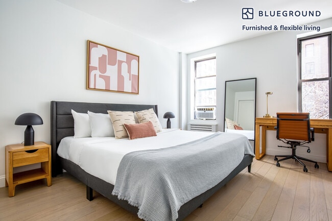 Building Photo - 915 West End Ave